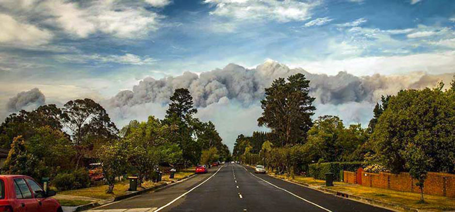 New South Wales, Australia Fires, Katoomba on the road to Blackheath