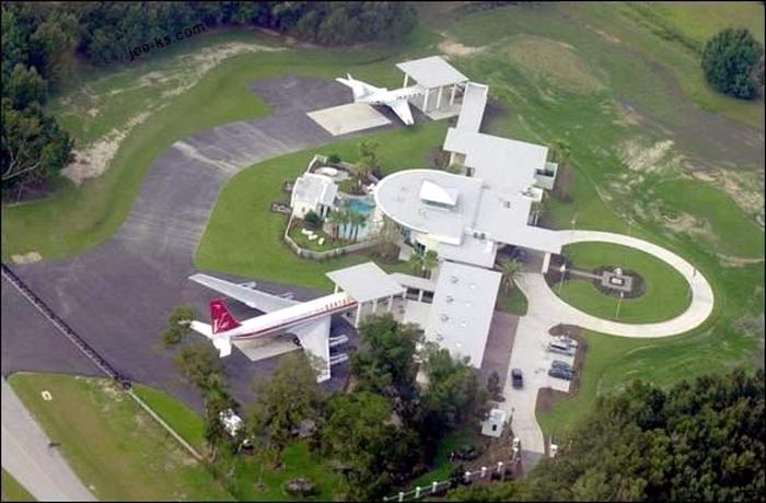 john travolta home