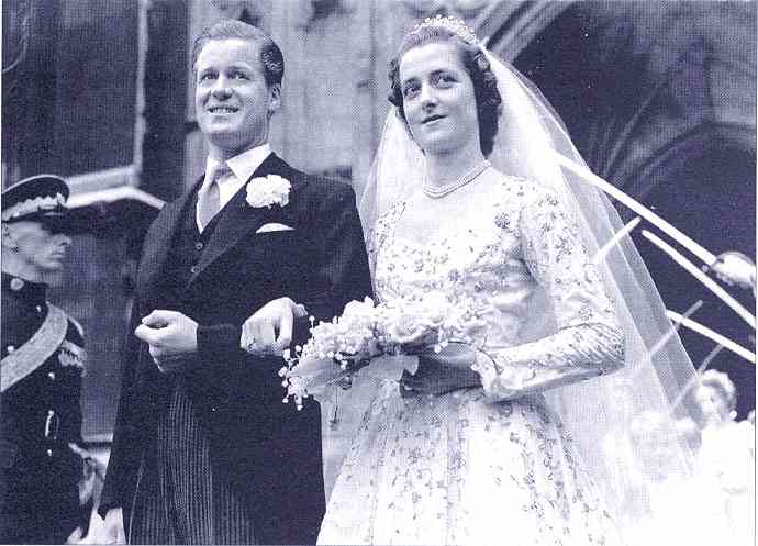 princess diana wedding pictures. The late Princess Diana#39;s