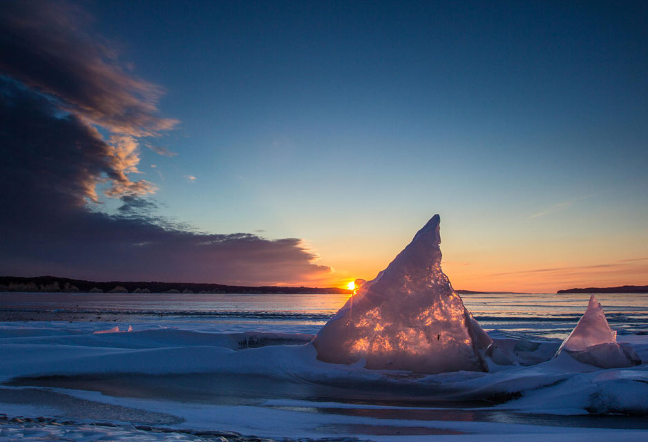 Shark Fin of Ice in Lewis and Clark Lake